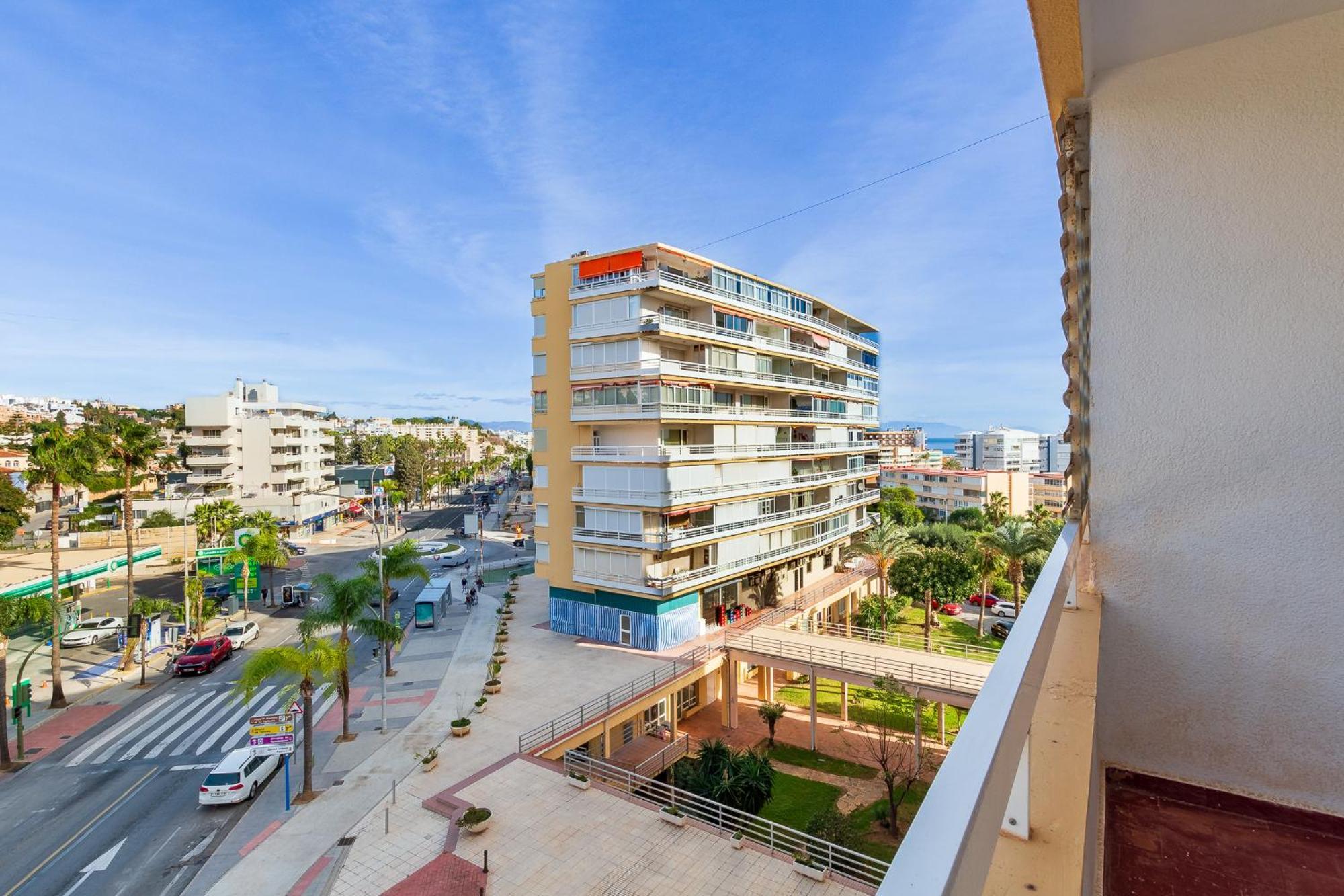 Eurosol 4D By Ivi Real Estate Apartment ตอร์เรโมลิโนส ภายนอก รูปภาพ